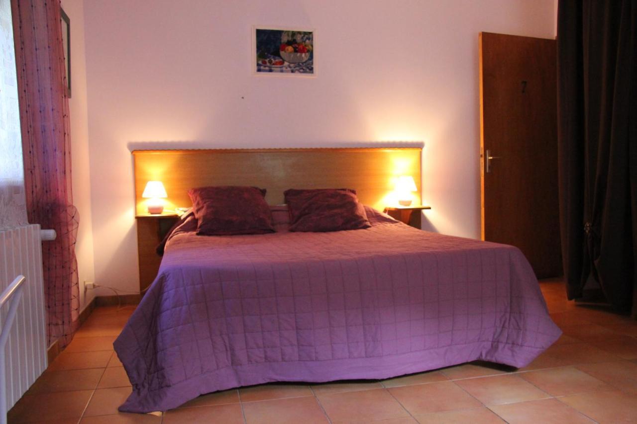 Chambre D'Hote "Chez Antoinette Et Charles" Santo-Pietro-di-Venaco Rum bild