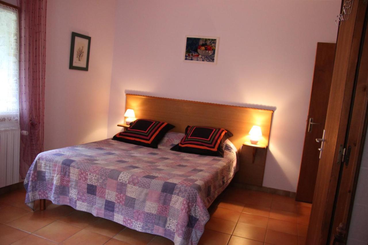 Chambre D'Hote "Chez Antoinette Et Charles" Santo-Pietro-di-Venaco Exteriör bild