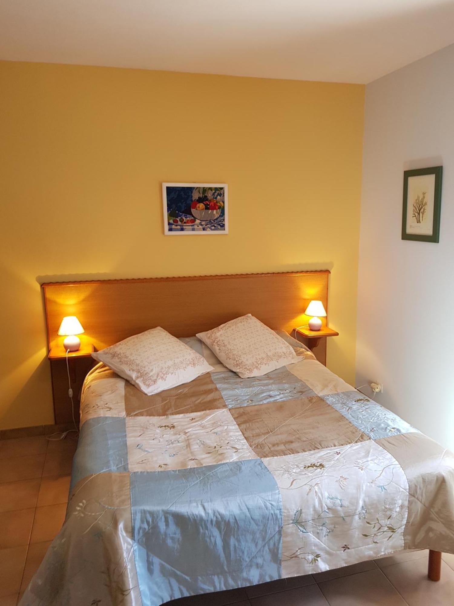 Chambre D'Hote "Chez Antoinette Et Charles" Santo-Pietro-di-Venaco Exteriör bild
